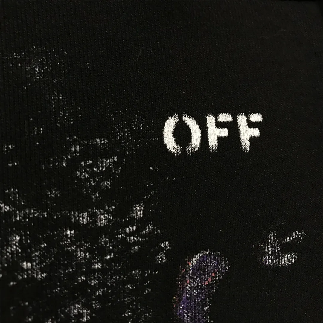 Top tested version OFFWHITE Starry Sky Fireworks Melbourne Limited Splash Ink Hoodie Hooded Pullover Fabric: Customized (more than 490 grams - double-ply large terry fabric at the counter) high-weight fabric made into clothes that look more textured, soft to the touch, super thick, classic version, small dropped shoulders, micro silhouette! Pay attention to the important points~ The weight of more than 490 grams is not exaggerated and does not contain water. Those sellers who brag about the weight can only deceive novice customers. But when you get our goods, the weight and sinking are right there. You can taste it yourself, and the texture does not lie! (100% cotton fabric, no pilling) The white arrows on the back + the stripes on the arms are all made of foam and have a feel and protrusions. The fireworks color system is obtained through contrasting printing. There are eight panels in the whole body. Seven color sets and eight panels are printed in eight times. The first layer is gray, the second layer is white, the third layer is yellow, the fourth layer is green, the fifth layer is blue, the sixth layer is purple, the seventh layer is orange. The last layer is arrow paint printing. The seven colors are layered on each other, which will also create new colors. The arrows on the back and the front squares are first glued and then hung in four layers. The paint has an obvious concave and convex feeling. Quality speaks for itself in the details. The blue letters are electrostatic three-dimensional flocking, which is done separately and then printed through high-temperature thermal transfer‼ ️It can be called a fake killer, you can see that every detail on the clothes is ceiling craftsmanship‼ ️ Size chart